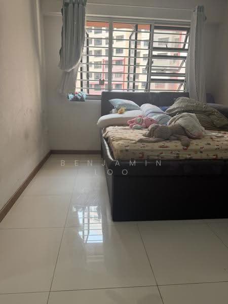 467B Bukit Batok West Avenue 9, 467B Bukit Batok West Avenue 9, 3 Bedrooms, 1,001 sqft, HDB Flat For Sale, by Benjamin Loo, 500244111 - Bedroom - PropertyGuru.com.sg