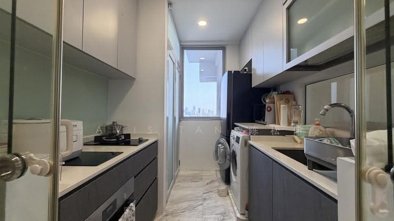 VIVA, 2 Suffolk Walk, Newton / Novena, 2 Bedrooms, 1,044 sqft, Condominium For Sale, by Javis Tan 陈松伟, 500244112 - Kitchen - PropertyGuru.com.sg