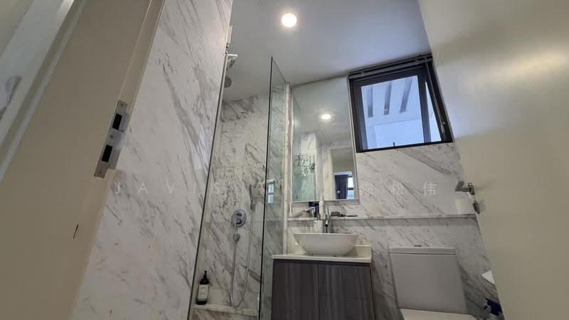VIVA, 2 Suffolk Walk, Newton / Novena, 2 Bedrooms, 1,044 sqft, Condominium For Sale, by Javis Tan 陈松伟, 500244112 - Common Bathroom - PropertyGuru.com.sg