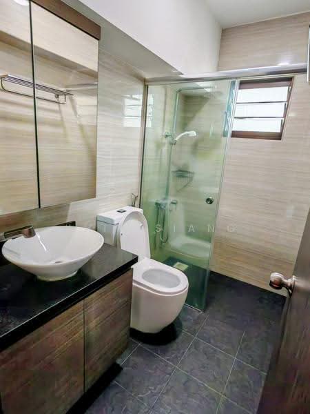141 Rivervale Street, 141 Rivervale Street, Room Rental, 114 sqft, HDB Flat For Rent, by Khim Siang, 500244116 - Bathroom - PropertyGuru.com.sg