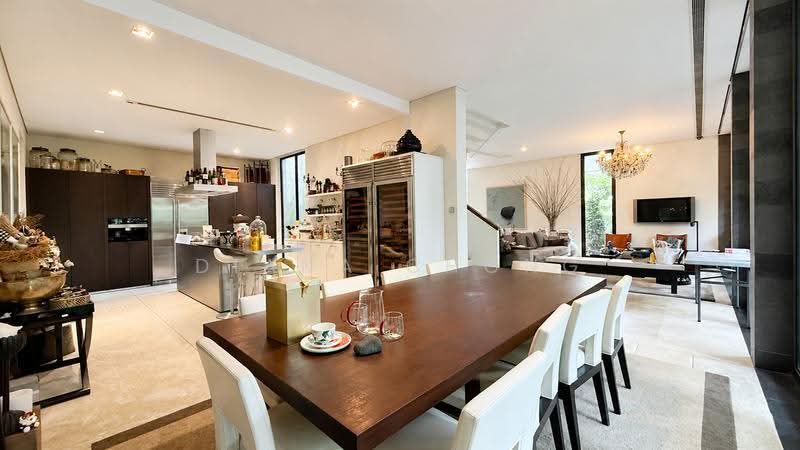 Rare Designer Freehold 4 Bedroom Semi-D in Watten View (Huge Land), Watten View, Watten Estate, Hillcrest, Watten Heights, Watten Close, Watten Drive, Newton / Novena, 4 Bedrooms, 5,000 sqft, Semi-Detached House For Sale, by Diana Chong, 500244118 - Kitchen - PropertyGuru.com.sg