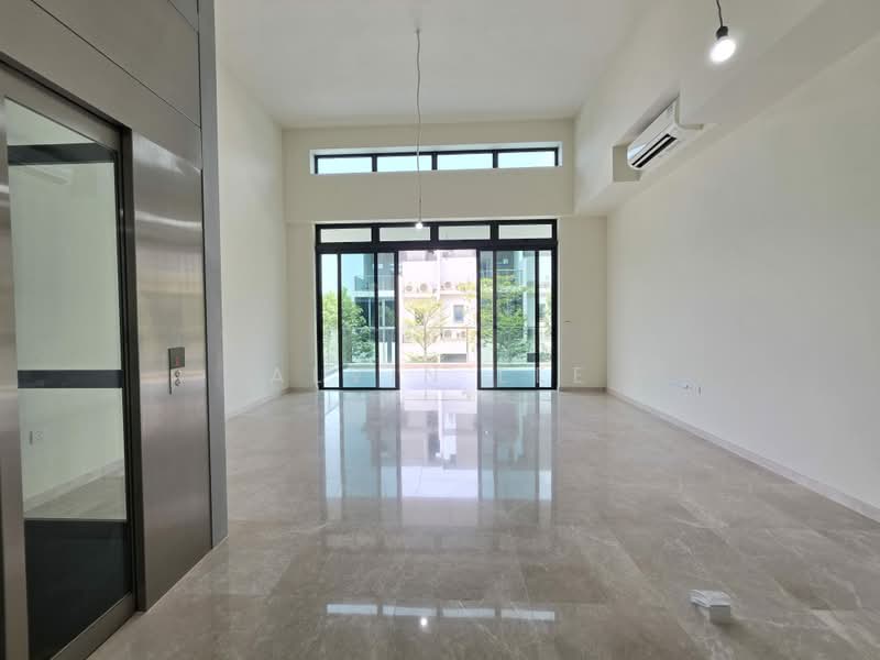 Belgravia Ace, 100 Belgravia Drive, 5 Bedrooms, 4,058 sqft, Conservation House For Sale, by Alvin Lee, 500244126 - Living Room - PropertyGuru.com.sg
