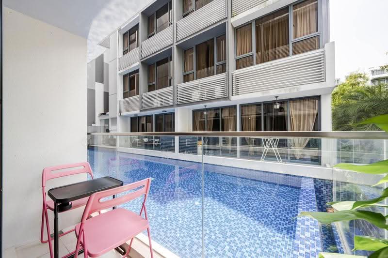 RV Edge, 2 Shanghai Road, Tanglin / Holland / Bukit Timah, Studio, 377 sqft, Condominium For Sale, by Genevieve Tan 陈仪珠, 500244141 - Balcony - PropertyGuru.com.sg