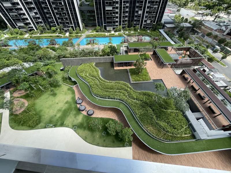 Twin VEW, 93 West Coast Vale, 2 Bedrooms, 710 sqft, Condominium For Sale, by Kelvin Lim, 500244144 - Exterior - PropertyGuru.com.sg
