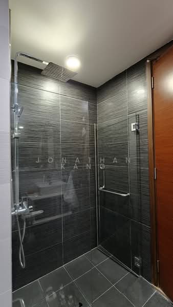 Vibes @ Upper Serangoon, 488 Upper Serangoon Road, 1 Bedroom, 441 sqft, Apartment For Sale, by Jonathan Kang, 500244167 - Bathroom - PropertyGuru.com.sg