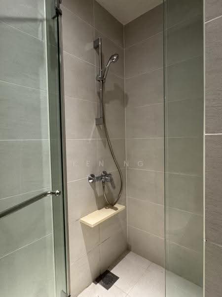 The Lakefront Residences, 42 Lakeside Drive, 2 Bedrooms, 764 sqft, Condominium For Rent, by Ken Ng, 500244185 - Bathroom - PropertyGuru.com.sg
