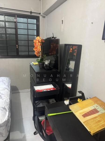 231 Bukit Batok East Avenue 5, 231 Bukit Batok East Avenue 5, Dairy Farm / Bukit Panjang / Choa Chu Kang, Room Rental, 80 sqft, HDB Flat For Rent, by Monuahara Begum, 500244193 - Bedroom - PropertyGuru.com.sg