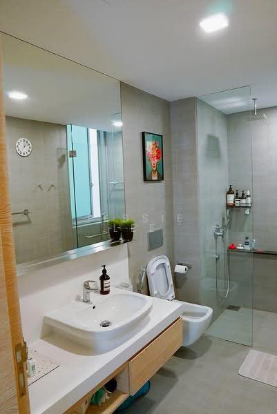 Sennett Residence, 31 Pheng Geck Avenue, 2 Bedrooms, 743 sqft, Condominium For Rent, by Jessie Lee, 500244197 - Bathroom - PropertyGuru.com.sg