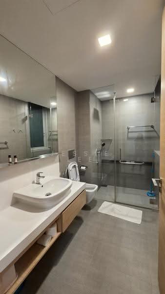 Sennett Residence, 31 Pheng Geck Avenue, Macpherson / Potong Pasir, 2 Bedrooms, 743 sqft, Condominium For Rent, by Jessie Lee, 500244197 - Bathroom - PropertyGuru.com.sg