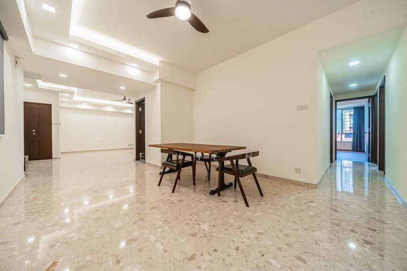 UE Square, 207 River Valley Road, 4 Bedrooms, 1,927 sqft, Condominium For Rent, by Cheryne Hoo, 500244200 - Living Room - PropertyGuru.com.sg
