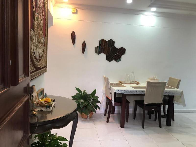 405 Admiralty Link, 405 Admiralty Link, 3 Bedrooms, 1,055 sqft, HDB Flat For Sale, by Leena Tham, 500244203 - Dining Room - PropertyGuru.com.sg