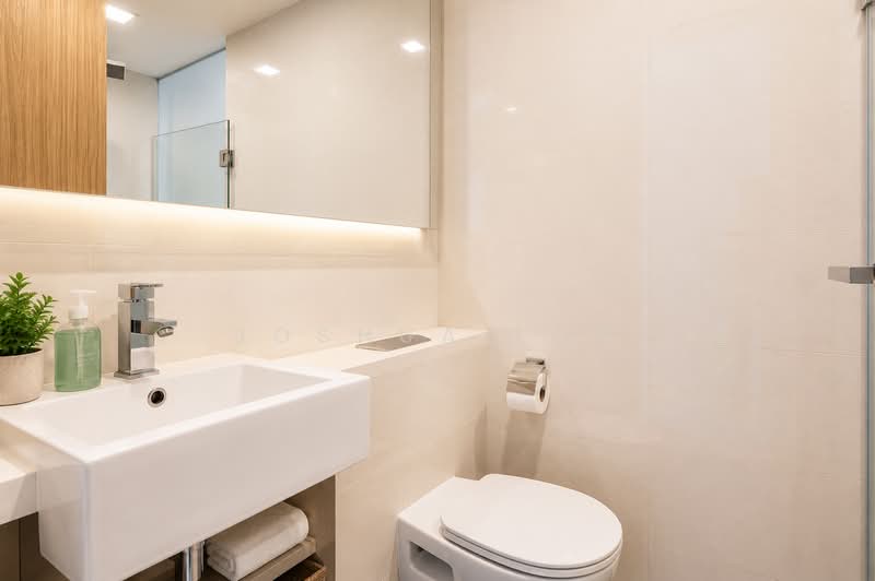 Lumiere, 2 Mistri Road, Studio, 506 sqft, Apartment For Sale, by Joshua Loo, 500244219 - Bathroom - PropertyGuru.com.sg