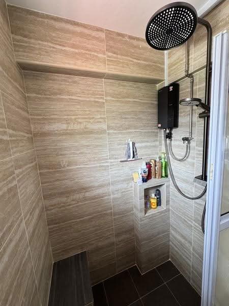 1 Bedok South Avenue 1, 1 Bedok South Avenue 1, 1 Bedroom, 120 sqft, HDB Flat For Rent, by Wee Ming Hao, 500244232 - Bathroom - PropertyGuru.com.sg