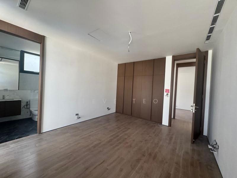 Greenleaf Estate, Greenleaf Avenue, Tanglin / Holland / Bukit Timah, 5 Bedrooms, 6,900 sqft, Semi-Detached House For Sale, by Steve Teo, 500244239 - Bedroom - PropertyGuru.com.sg