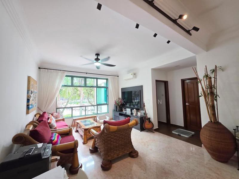 Changi Green, 712 Upper Changi Road East, Bedok / Upper East Coast, 3 Bedrooms, 1,216 sqft, Condominium For Rent, by Sara Kwon, 500244245 - Living Room - PropertyGuru.com.sg