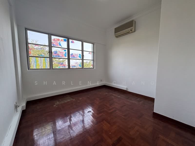 Sunbird View, 183A Sunbird Road, 3 Bedrooms, 1,356 sqft, Apartment For Sale, by Sharlene Chang, 500244252 - Bedroom 2 original - PropertyGuru.com.sg