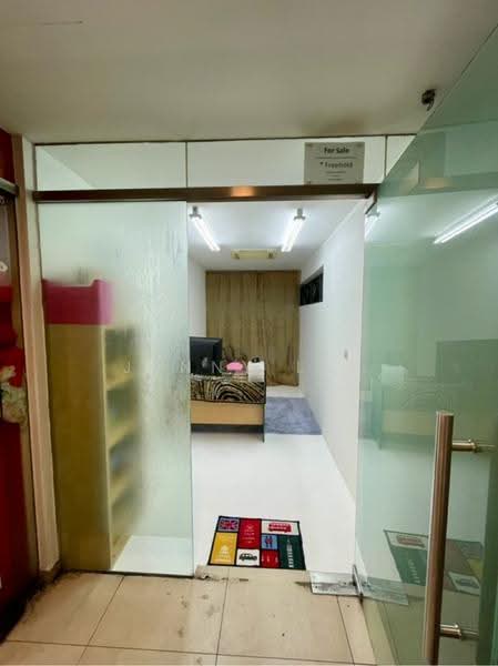 Le Regal, 340 340, Eunos / Geylang / Paya Lebar, 129 sqft, Shop / Shophouse For Sale, by Jenny Lee, 500244254 - CommercialGuru.com.sg