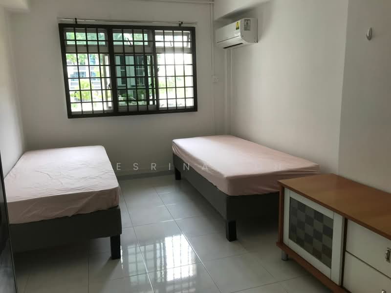 493C Tampines Street 43, 493C Tampines Street 43, Pasir Ris / Tampines, Room Rental, 130 sqft, HDB Flat For Rent, by Desrina Goh, 500244266 - Bedroom - PropertyGuru.com.sg
