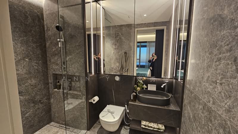 W Residences Marina View - Singapore, 22 Marina View, 5 Bedrooms, 2,809 sqft, Condominium For Sale, by Ann Yu 尤秀缘, 500244269 - Bathroom - PropertyGuru.com.sg