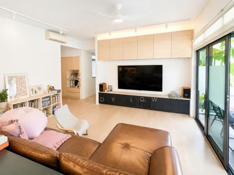 Casabella, 176 Duchess Avenue, 3 Bedrooms, 1,453 sqft, Condominium For Sale, by Landy Low, 500244290 - PropertyGuru.com.sg