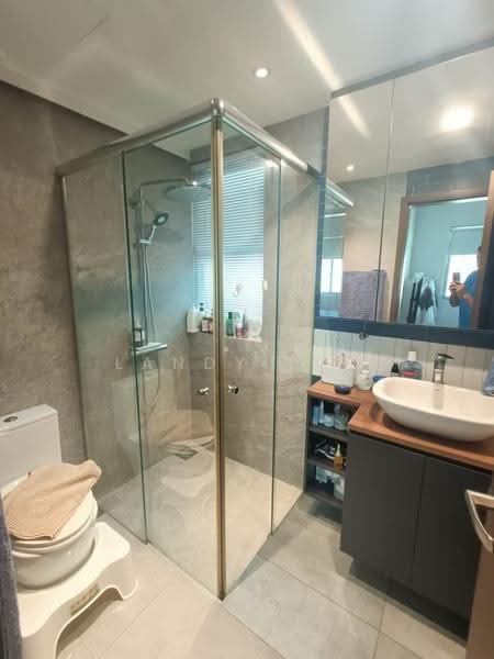 Casabella, 176 Duchess Avenue, 3 Bedrooms, 1,453 sqft, Condominium For Sale, by Landy Low, 500244290 - PropertyGuru.com.sg