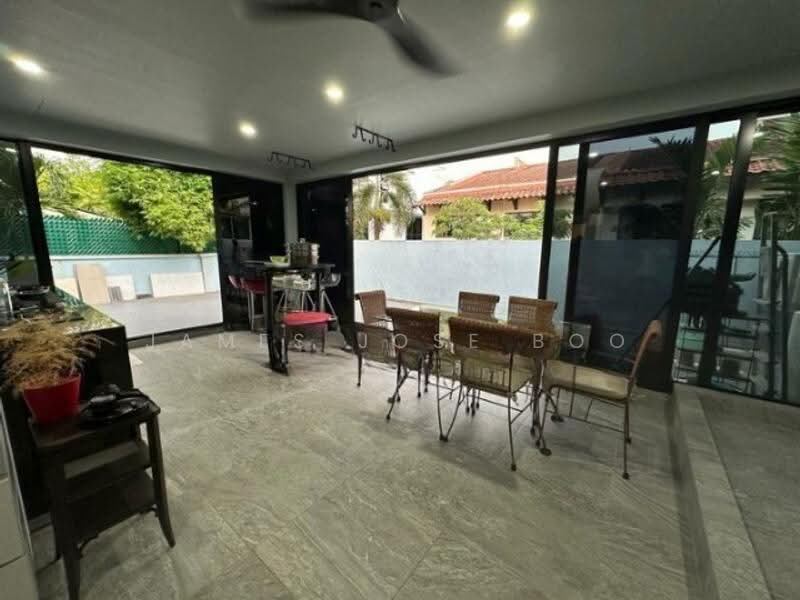 Cheap Pasir Ris Semi D | Regular land | Min walk to beach, 30, 4 Bedrooms, 3,800 sqft, Semi-Detached House For Sale, by James Jose Boo, 500244291 - PropertyGuru.com.sg