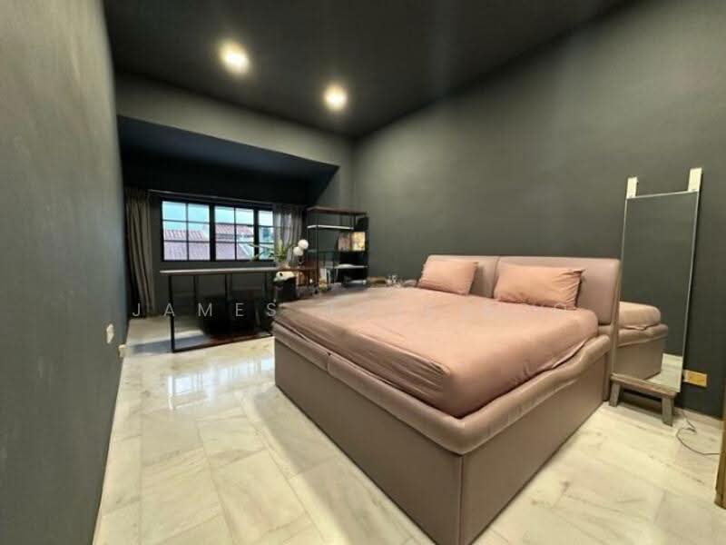 Cheap Pasir Ris Semi D | Regular land | Min walk to beach, 30, 4 Bedrooms, 3,800 sqft, Semi-Detached House For Sale, by James Jose Boo, 500244291 - PropertyGuru.com.sg