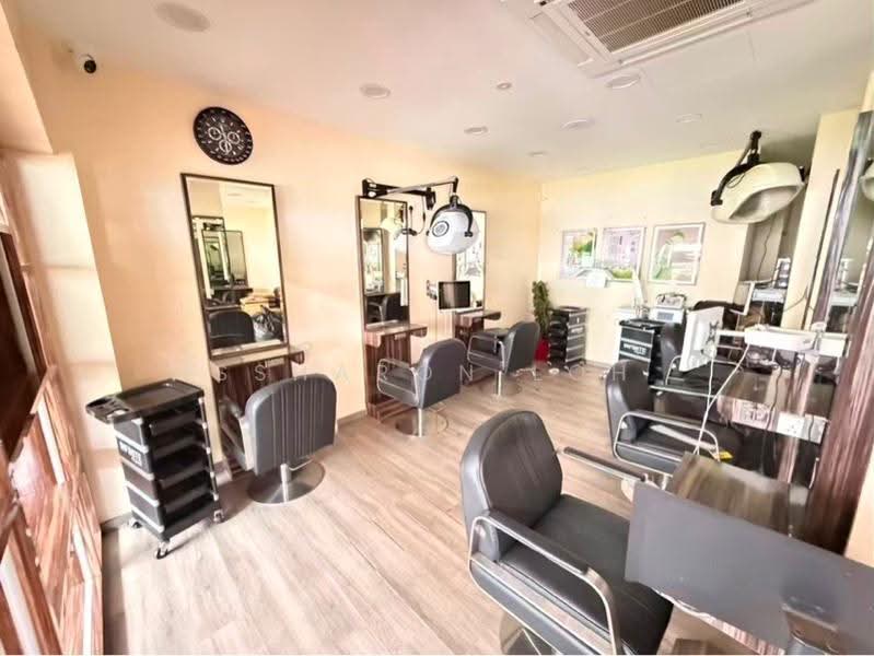 106 Hougang Avenue 1, 106 Hougang Avenue 1, 650 sqft, Shop / Shophouse For Rent, by Ssharon Loh, 500244300 - CommercialGuru.com.sg