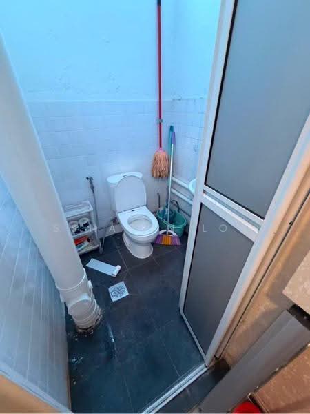 106 Hougang Avenue 1, 106 Hougang Avenue 1, 650 sqft, Shop / Shophouse For Rent, by Ssharon Loh, 500244300 - CommercialGuru.com.sg