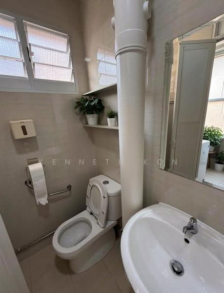 165 Simei Road, 165 Simei Road, Room Rental, 150 sqft, HDB Flat For Rent, by Kenneth Kon, 500244308 - Bathroom - PropertyGuru.com.sg