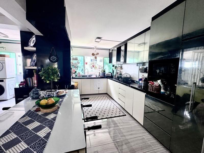 EA / Jumbo Near Marsiling MRT, Marsiling Road, 4 Bedrooms, 1,830 sqft, HDB Flat For Sale, by Yumi Leong, 500244309 - Kitchen - PropertyGuru.com.sg
