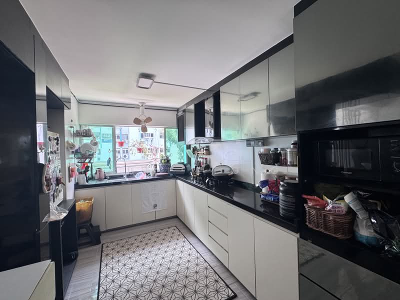 EA / Jumbo Near Marsiling MRT, Marsiling Road, 4 Bedrooms, 1,830 sqft, HDB Flat For Sale, by Yumi Leong, 500244309 - Kitchen - PropertyGuru.com.sg