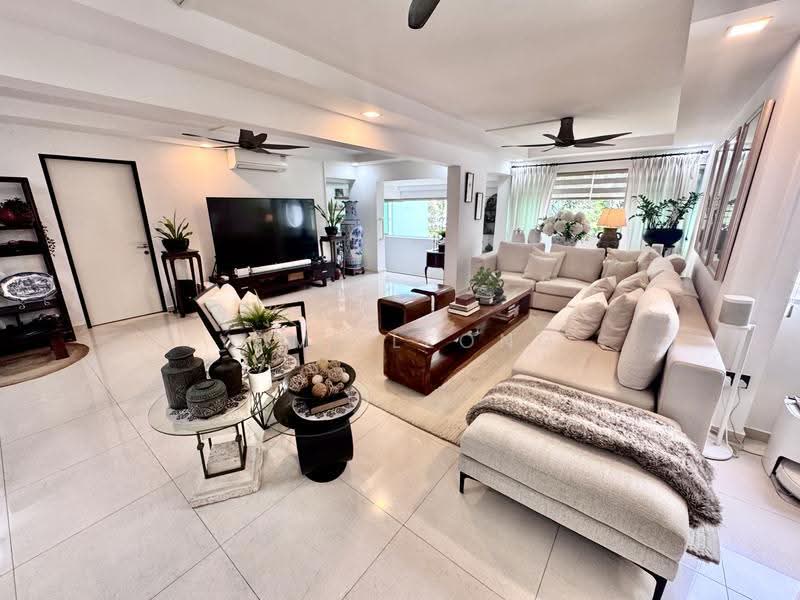 EA / Jumbo Near Marsiling MRT, Marsiling Road, 4 Bedrooms, 1,830 sqft, HDB Flat For Sale, by Yumi Leong, 500244309 - Living Room - PropertyGuru.com.sg