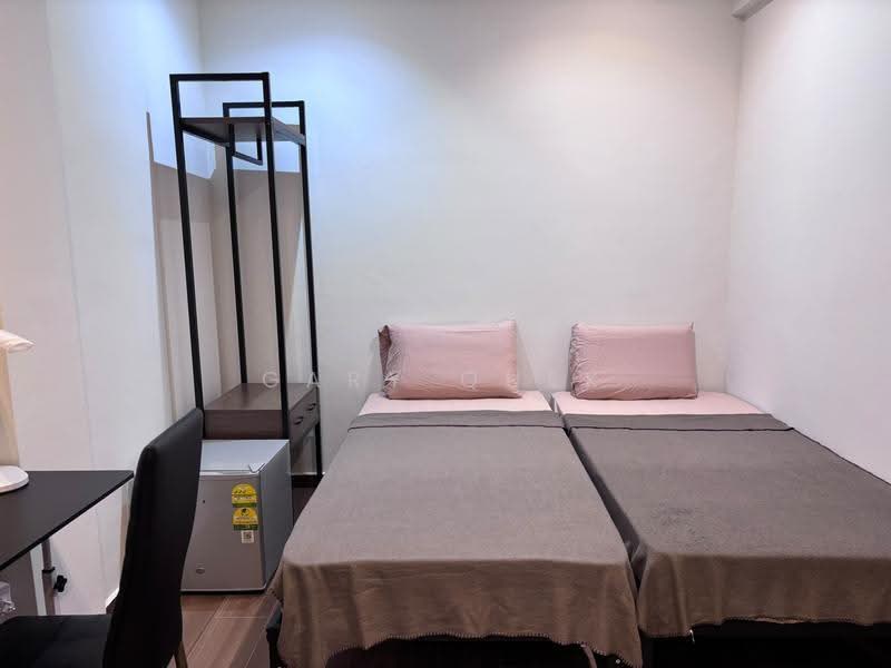 East Coast / Marine Parade, , Room Rental, 160 sqft, Terraced House For Rent, by Gary Quek, 500244321 - Bedroom - PropertyGuru.com.sg