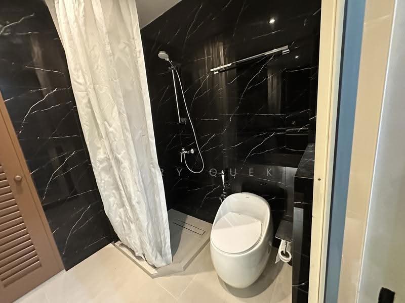 East Coast / Marine Parade, , Room Rental, 160 sqft, Terraced House For Rent, by Gary Quek, 500244321 - Bathroom - PropertyGuru.com.sg
