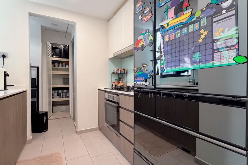 The Criterion, 15 Yishun Street 51, 4 Bedrooms, 1,119 sqft, Condominium For Sale, by Tiffany Zheng, 500244347 - Kitchen - PropertyGuru.com.sg