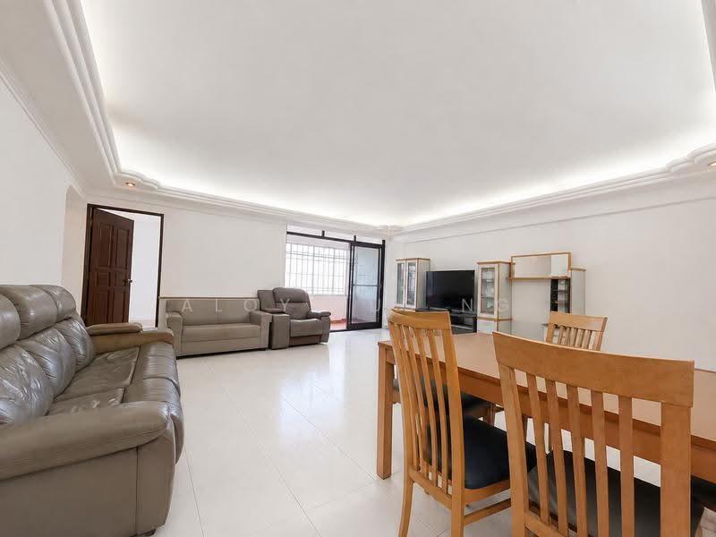 323A Sengkang East Way, 323A Sengkang East Way, Hougang / Punggol / Sengkang, 3 Bedrooms, 1,184 sqft, HDB Flat For Sale, by Aloysius Ng, 500244354 - Living Room - PropertyGuru.com.sg
