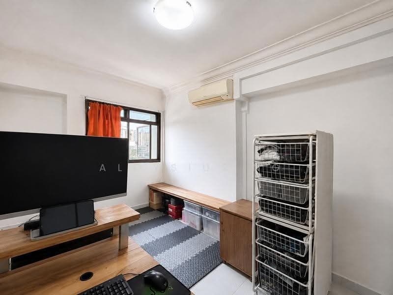 323A Sengkang East Way, 323A Sengkang East Way, Hougang / Punggol / Sengkang, 3 Bedrooms, 1,184 sqft, HDB Flat For Sale, by Aloysius Ng, 500244354 - Study - PropertyGuru.com.sg