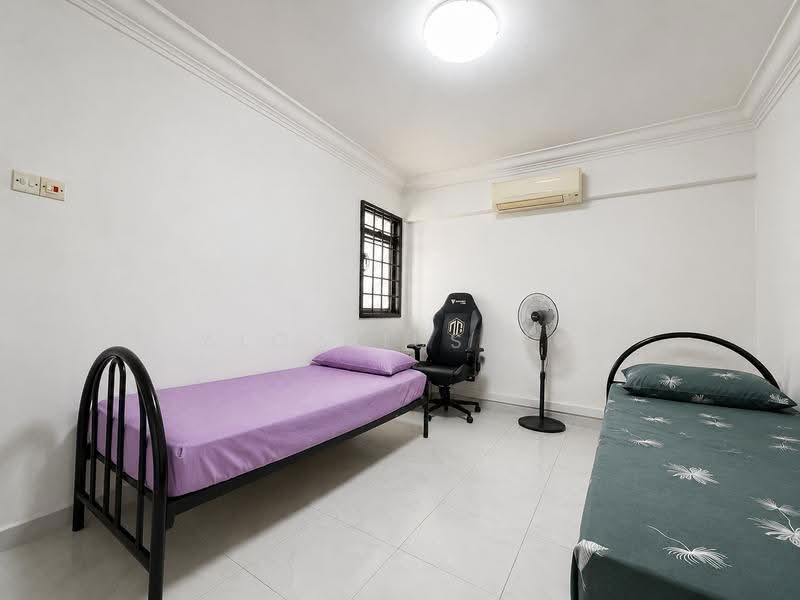 323A Sengkang East Way, 323A Sengkang East Way, Hougang / Punggol / Sengkang, 3 Bedrooms, 1,184 sqft, HDB Flat For Sale, by Aloysius Ng, 500244354 - Bedroom - PropertyGuru.com.sg
