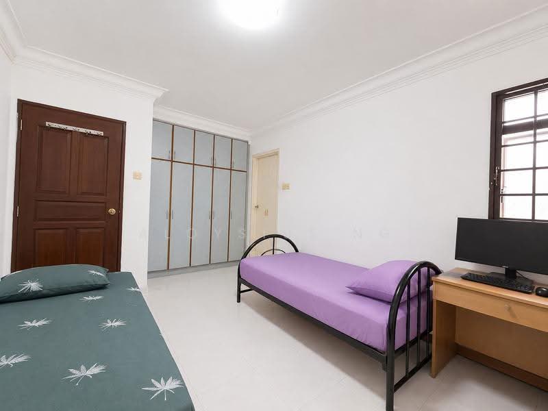 323A Sengkang East Way, 323A Sengkang East Way, Hougang / Punggol / Sengkang, 3 Bedrooms, 1,184 sqft, HDB Flat For Sale, by Aloysius Ng, 500244354 - Bedroom - PropertyGuru.com.sg