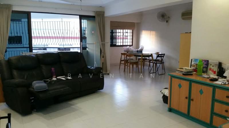 371 Hougang Street 31, 371 Hougang Street 31, 3 Bedrooms, 1,323 sqft, HDB Flat For Rent, by Baven Tan, 500244361 - Living Room - PropertyGuru.com.sg