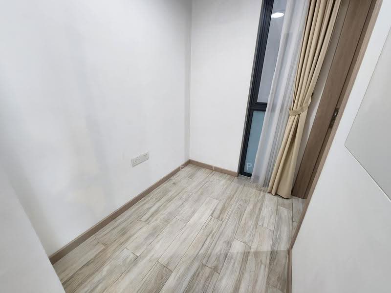 J Gateway, 6 Gateway Drive, 2 Bedrooms, 678 sqft, Condominium For Rent, by June Yap, 500244369 - Study Room - PropertyGuru.com.sg
