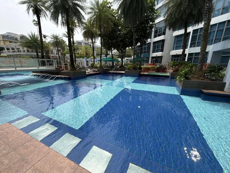 Blue Horizon, 23 West Coast Crescent, Buona Vista / West Coast / Clementi New Town, 3 Bedrooms, 1,163 sqft, Condominium For Sale, by Ben Lee, 500244375 - Pool - PropertyGuru.com.sg
