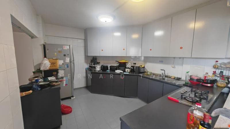 Lagoon View, 5000M Marine Parade Road, Room Rental, 150 sqft, Apartment For Rent, by Bernard Tan, 500244394 - Kitchen - PropertyGuru.com.sg