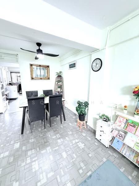209 Boon Lay Place, 209 Boon Lay Place, 2 Bedrooms, 700 sqft, HDB Flat For Sale, by SQ Raudha, 500244397 - Dining Area - PropertyGuru.com.sg
