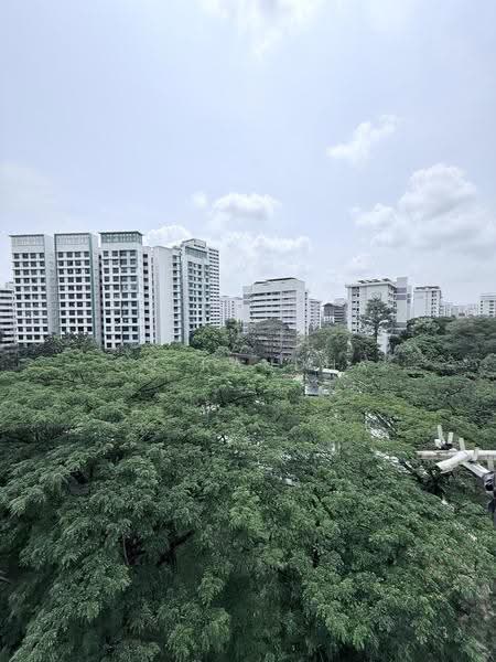 209 Boon Lay Place, 209 Boon Lay Place, 2 Bedrooms, 700 sqft, HDB Flat For Sale, by SQ Raudha, 500244397 - View from corridor - PropertyGuru.com.sg