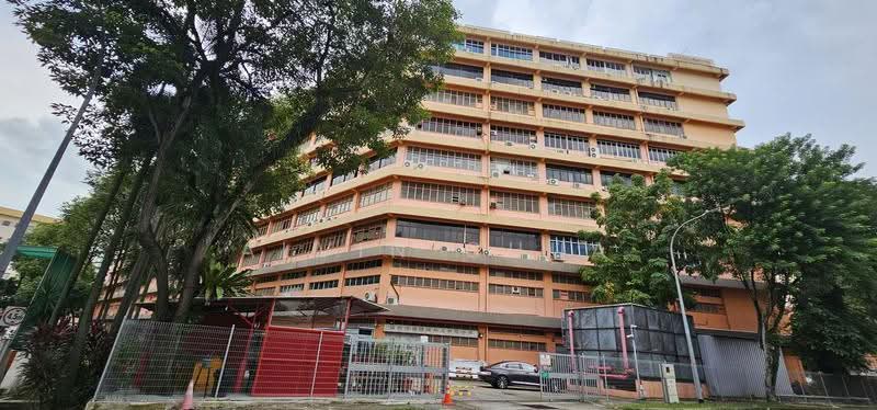 Gold Pine Industrial Building, 126 Joo Seng Road, 1,248 sqft, Light Industrial (B1) For Sale, by Alvin Chua, 500244398 - Exterior - CommercialGuru.com.sg