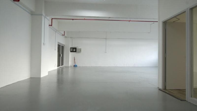 Gold Pine Industrial Building, 126 Joo Seng Road, Macpherson / Potong Pasir, 1,248 sqft, Light Industrial (B1) For Sale, by Alvin Chua, 500244398 - Interior - CommercialGuru.com.sg