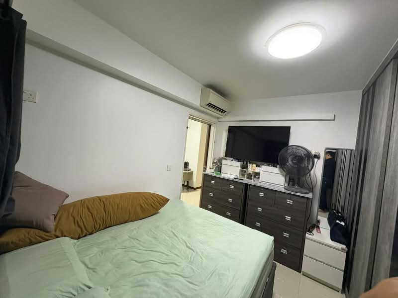440A Bukit Batok West Avenue 8, 440A Bukit Batok West Avenue 8, 1 Bedroom, 505 sqft, HDB Flat For Sale, by Dennis Lim, 500244408 - Bedroom - PropertyGuru.com.sg