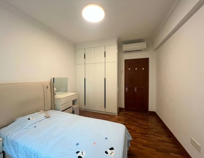 Emerald Garden, 33 Club Street, Room Rental, 150 sqft, Condominium For Rent, by Midco Tee, 500244411 - Bedroom - PropertyGuru.com.sg